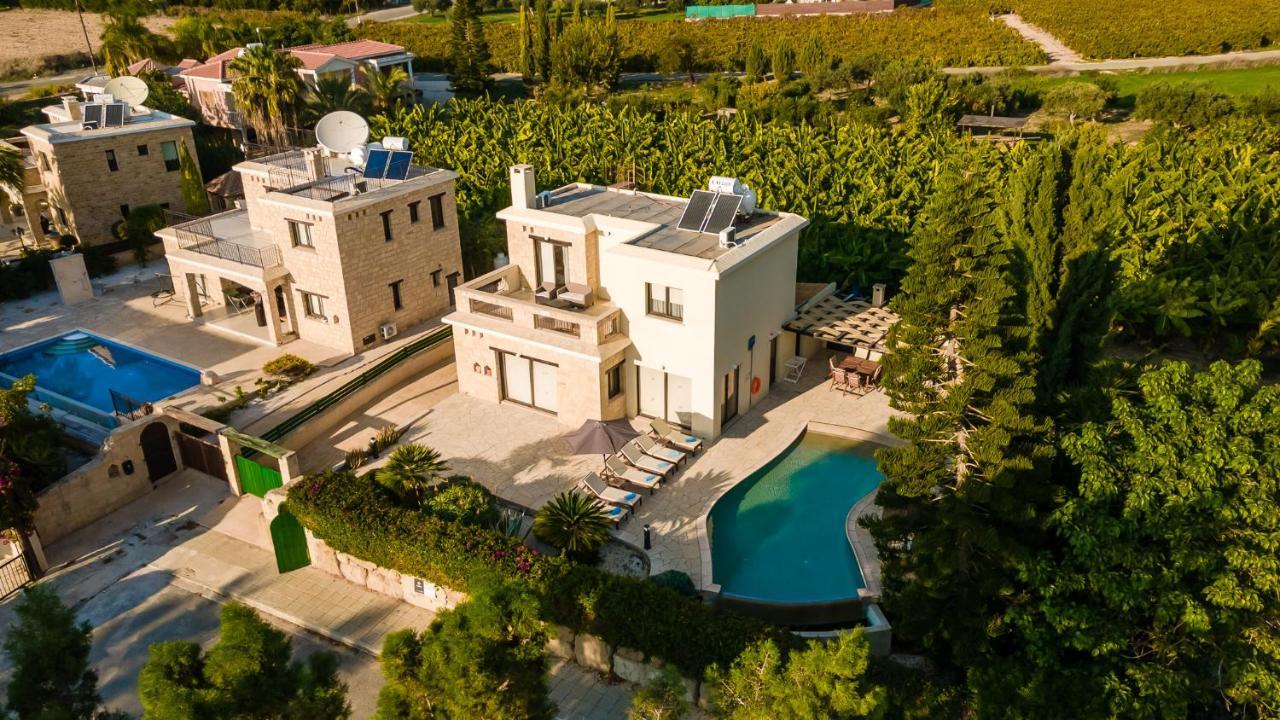 Villa Camelot By Ezoria Villas Coral Bay Exteriör bild